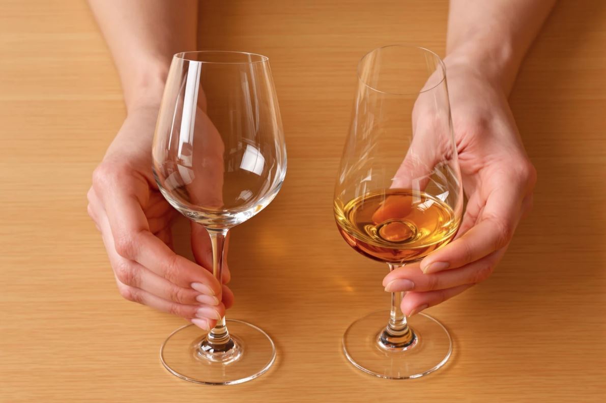 The Glass Form and Design Influence the Way We Experience Flavor and Emotion